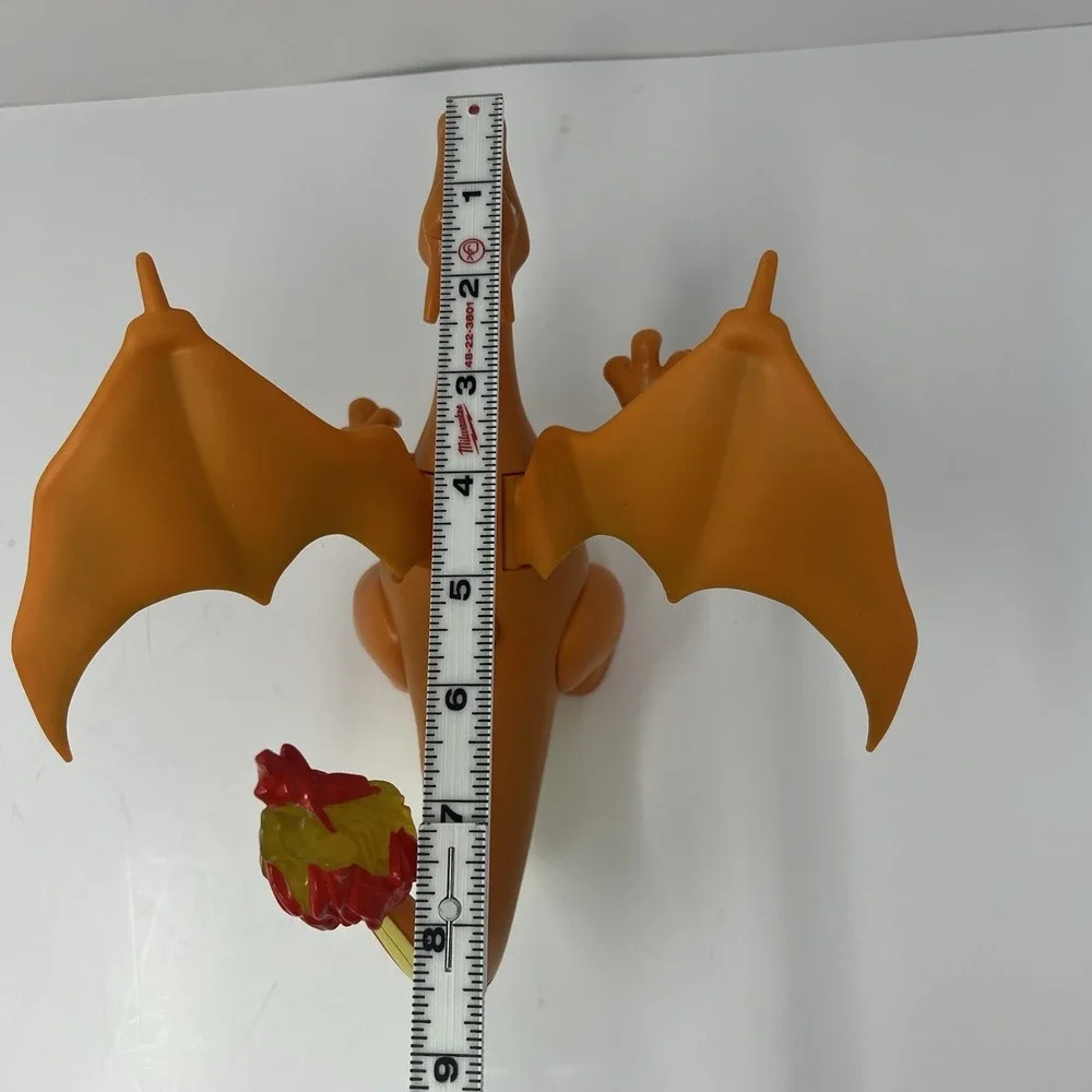 Pokemon Flame & Flight Charizard Deluxe 8